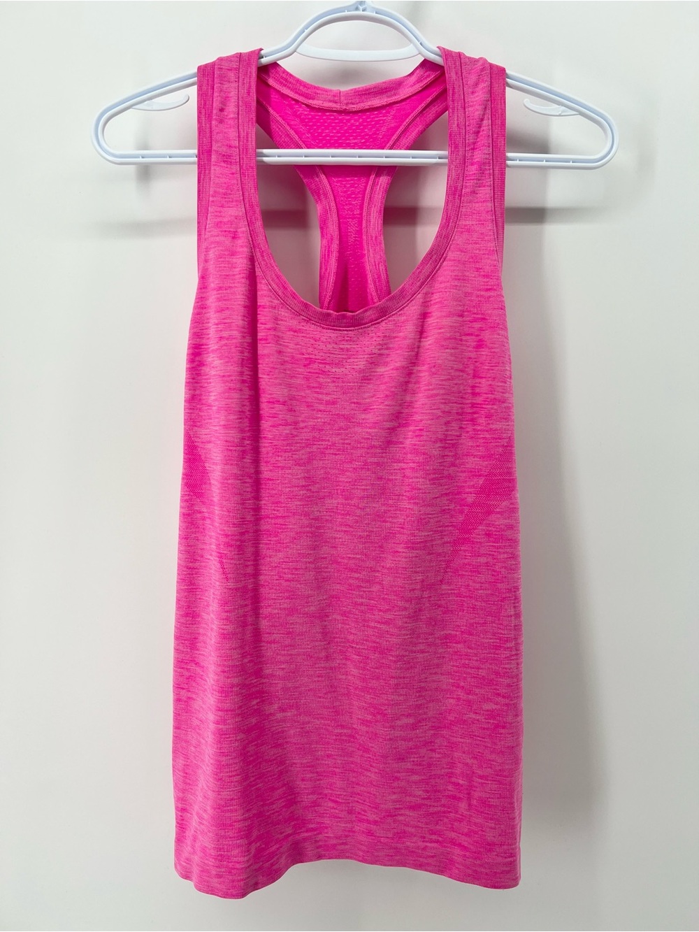 Victoria’s Secret Sport Women’s Medium Hot Pink Racerback Athletic Tank Top